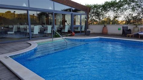 cagliari hotel mit pool